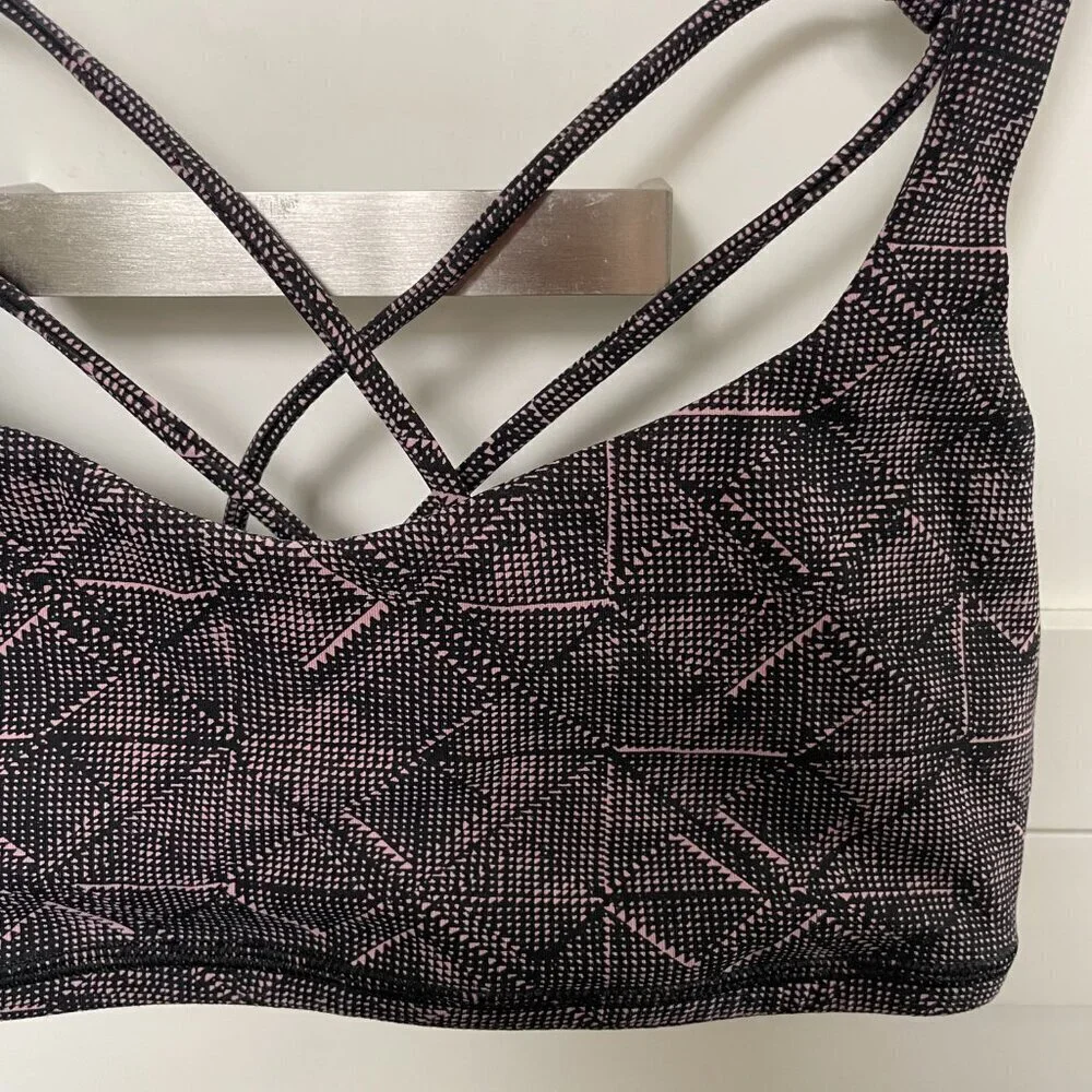 Lululemon Free To Be Bra Lightweight Sports Yoga Workout Black & Pink Sz 6 - Picture 2 of 8